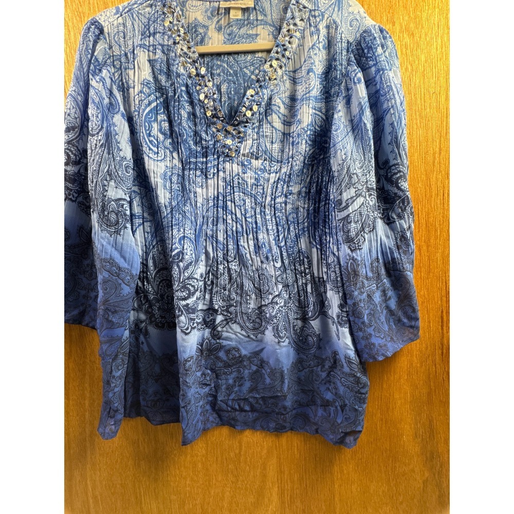 DressBarn Blouse Top Womens Size S Blue Ombre Paisley Sequin 3/4 Sleeve Pleated - Picture 3 of 8